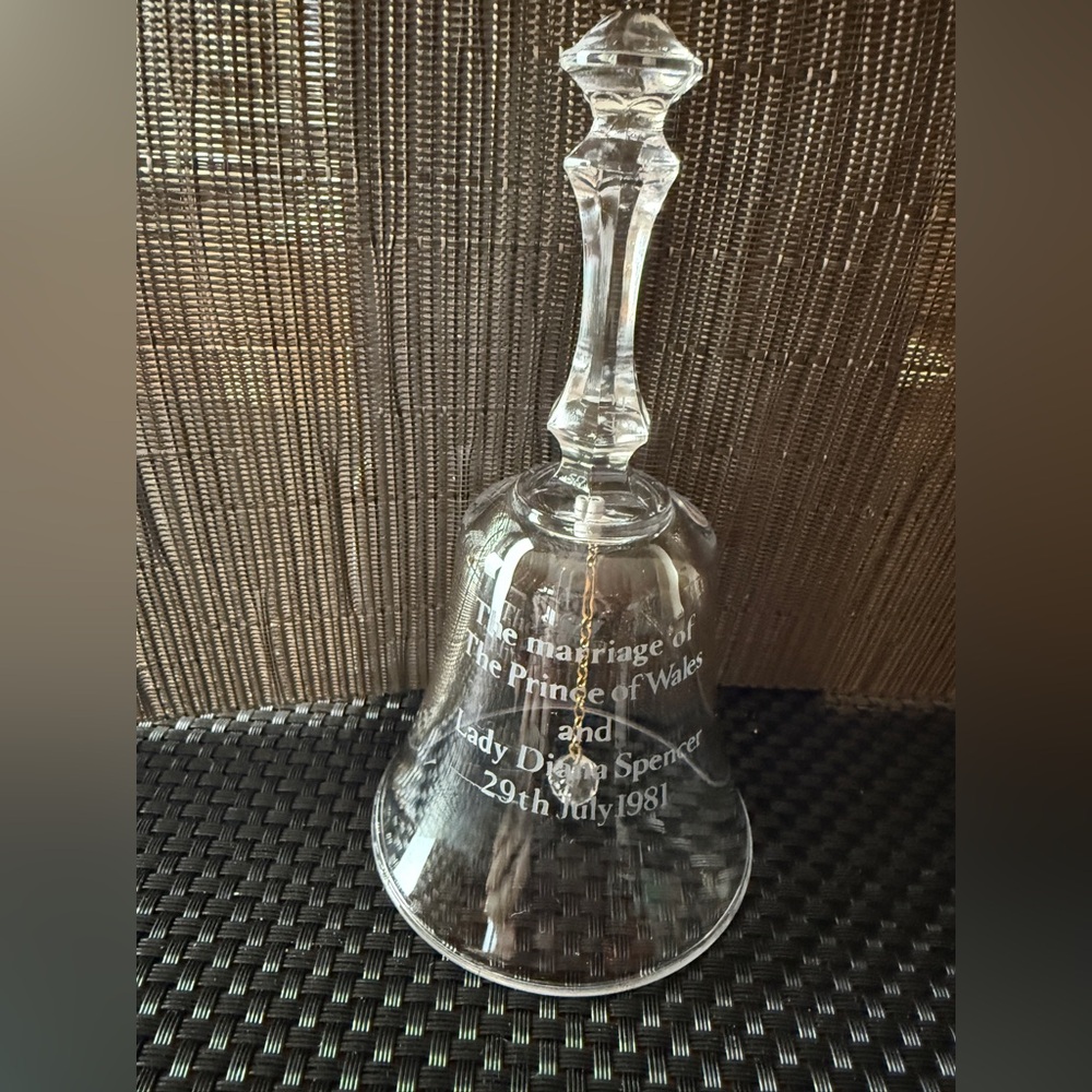 Vintage Princess Diana & Prince Charles 1981 glass wedding bell